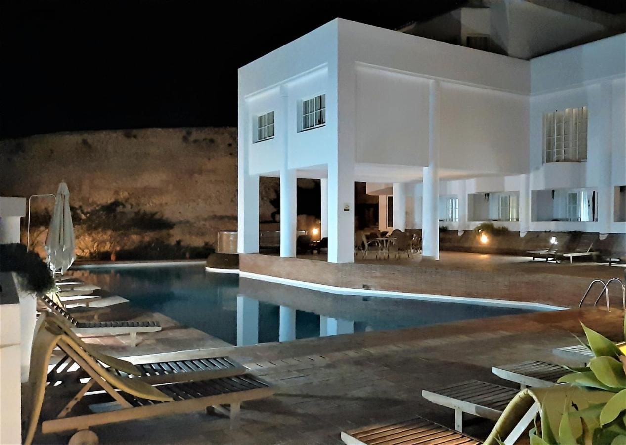 City Walls Rooftop Terrace Duplex @ Citycenter & Beach Lagos Exterior foto